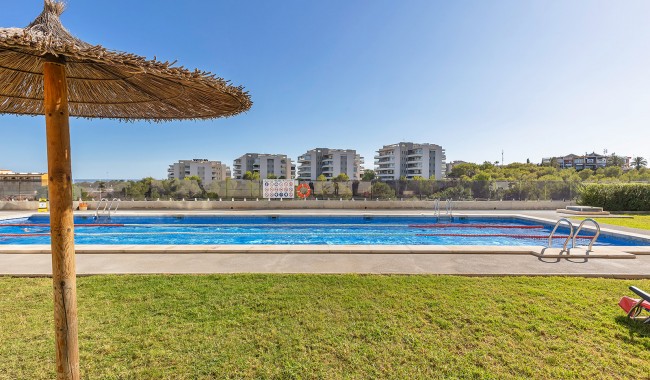 Resale - Apartment - Orihuela Costa - Villamartín