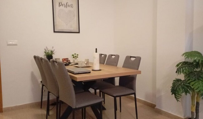 Resale - Apartment - Almoradi
