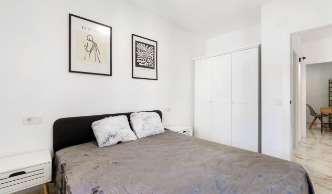 Resale - Villa - Torrevieja - El Chaparral