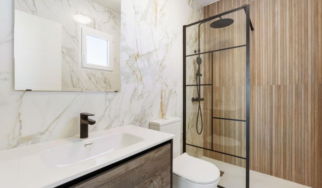 Resale - Villa - Torrevieja - El Chaparral