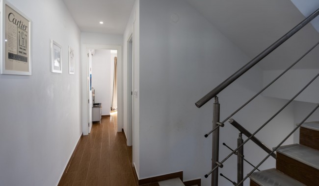 Sprzedaż - Kamienica - Torrevieja