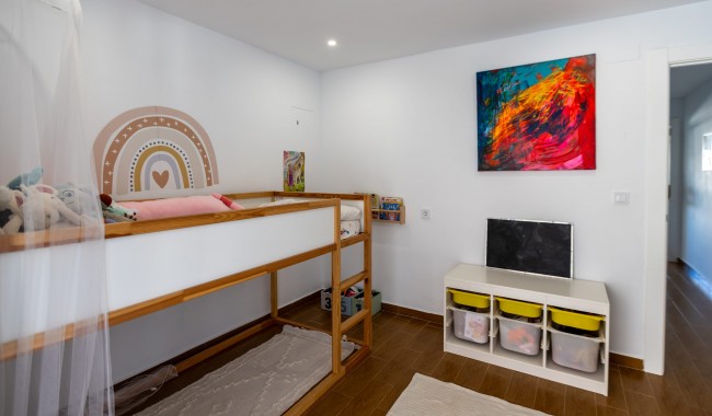 Sprzedaż - Kamienica - Torrevieja