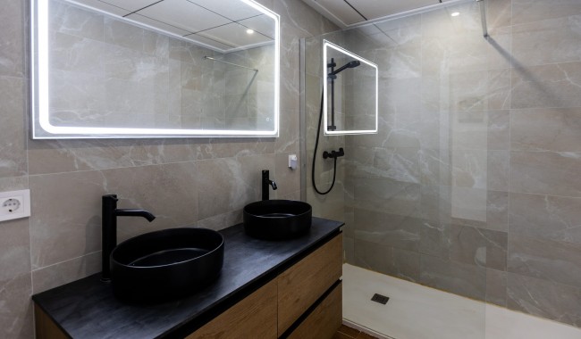 Sprzedaż - Kamienica - Torrevieja