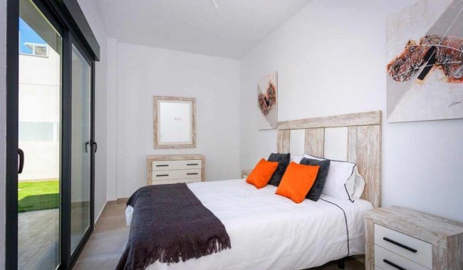 Nybygg - Quatro hus - Daya Nueva