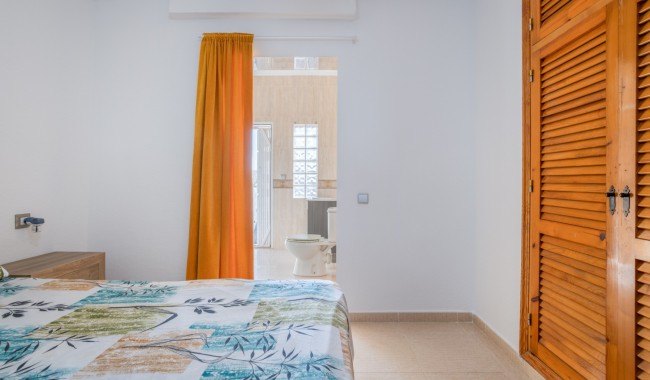 Sprzedaż - Willa - Torrevieja - Urbanización San Luis