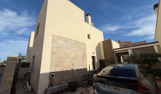 Sprzedaż - Willa - Los Montesinos