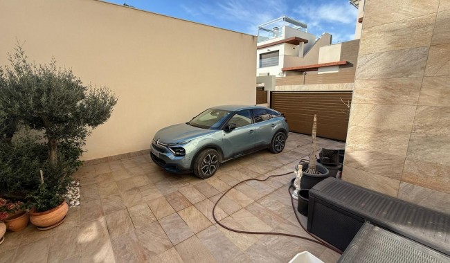 Sprzedaż - Willa - Los Montesinos