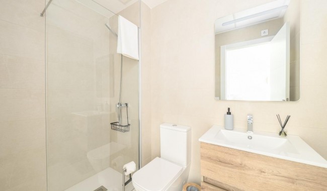 Sprzedaż - Apartament - Pilar de La Horadada