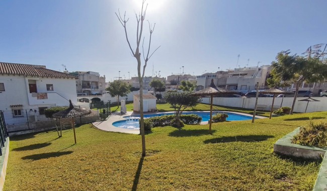 Sprzedaż - Kamienica - Torrevieja - Lago jardin