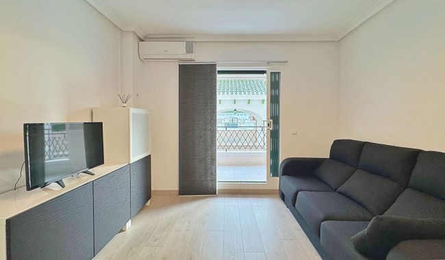 Resale - Apartment - Torrevieja - La Mata