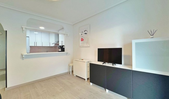 Resale - Apartment - Torrevieja - La Mata