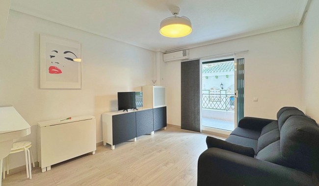 Resale - Apartment - Torrevieja - La Mata