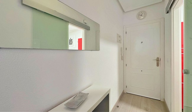 Resale - Apartment - Torrevieja - La Mata