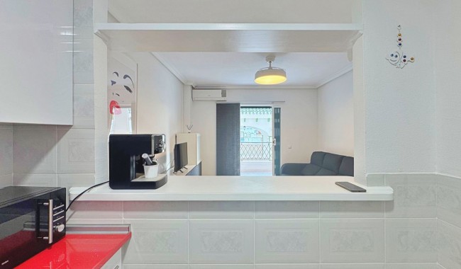 Resale - Apartment - Torrevieja - La Mata