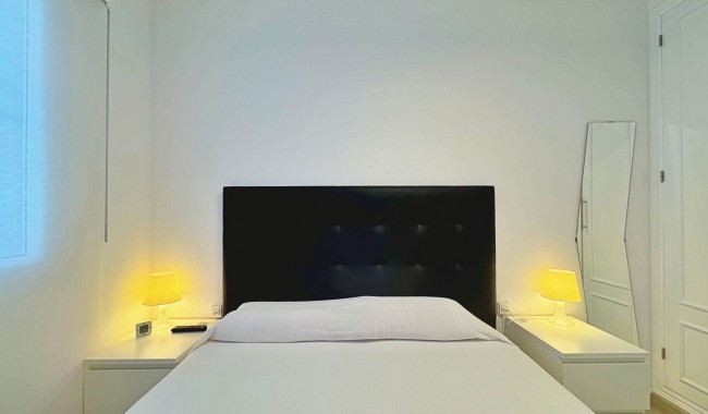 Resale - Apartment - Torrevieja - La Mata