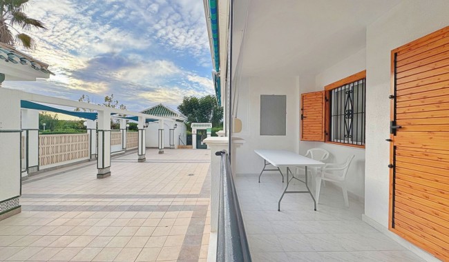 Resale - Apartment - Torrevieja - La Mata