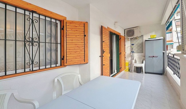 Resale - Apartment - Torrevieja - La Mata