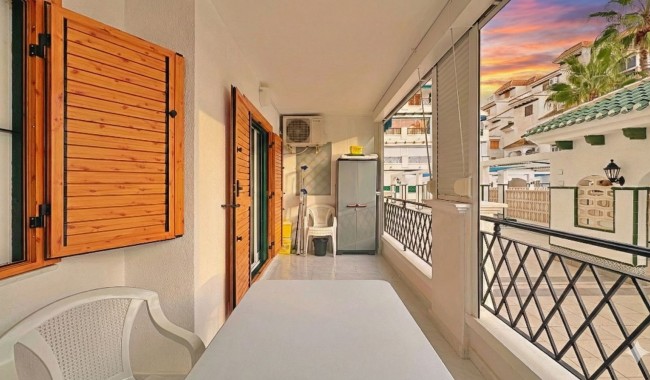 Resale - Apartment - Torrevieja - La Mata