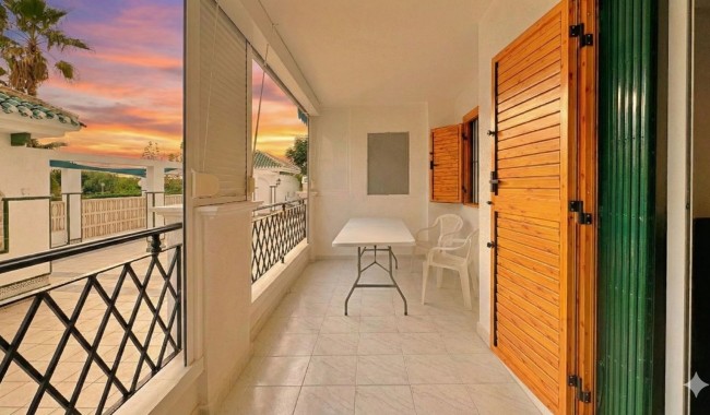 Resale - Apartment - Torrevieja - La Mata