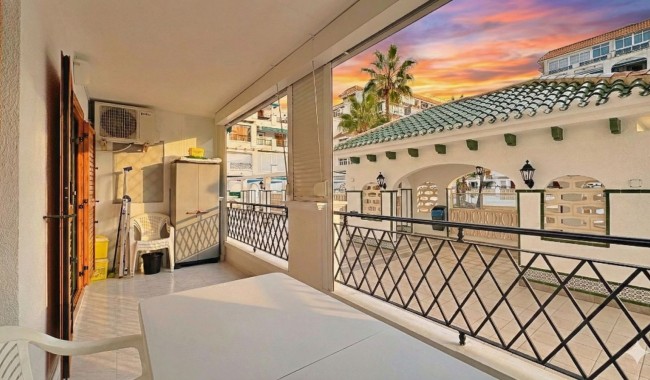 Resale - Apartment - Torrevieja - La Mata