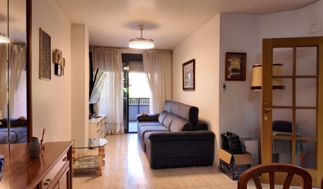 Apartamento - Segunda mano - Alicante - Altozano