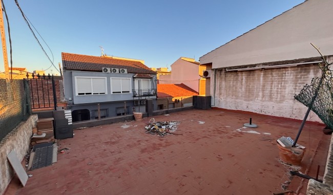 Segunda mano - Villa - Los Montesinos
