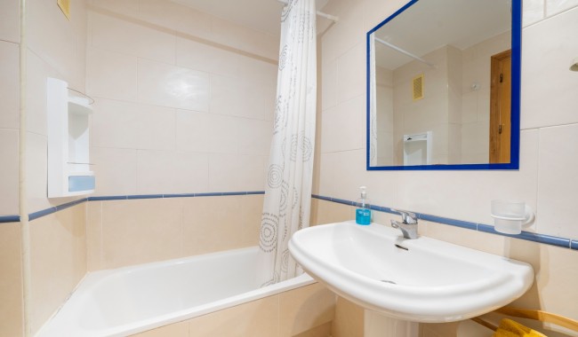 Resale - Apartment - Torrevieja