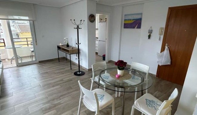 Resale - Apartment - Torrevieja