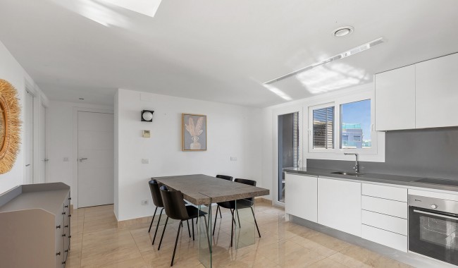 Sprzedaż - Apartament - Torrevieja - Punta Prima