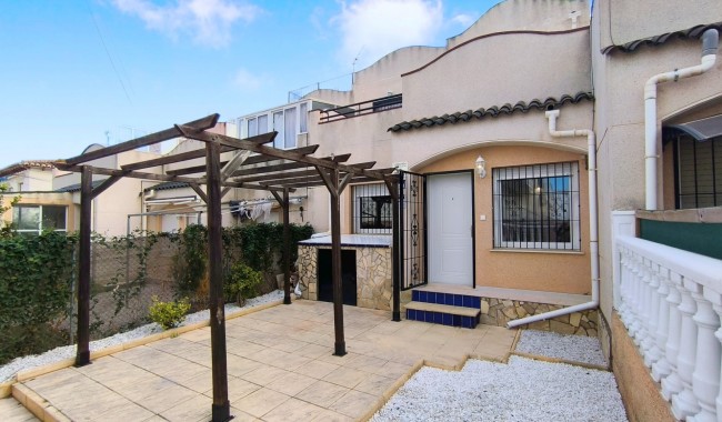 Townhouse - Resale - Torrevieja - Lago Jardin
