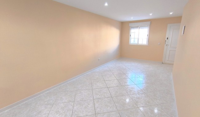 Resale - Townhouse - Torrevieja - El Chaparral