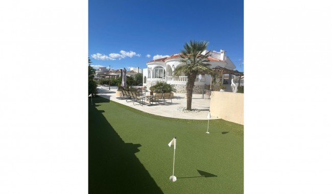 Segunda mano - Villa - Torrevieja - San Luis