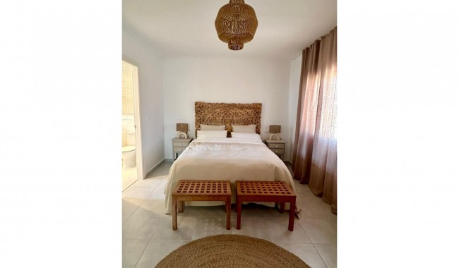 Segunda mano - Villa - Torrevieja - San Luis