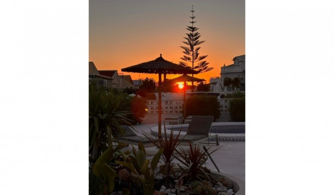 Segunda mano - Villa - Torrevieja - San Luis