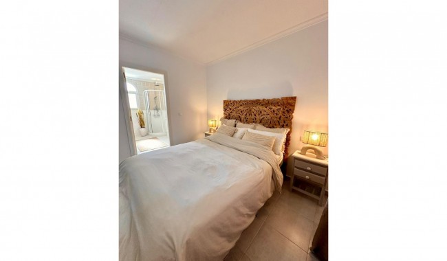 Segunda mano - Villa - Torrevieja - San Luis