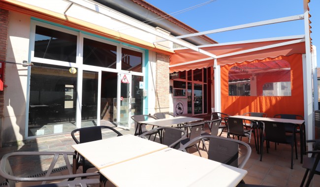 Business premises - Resale - Algorfa - La Finca golf