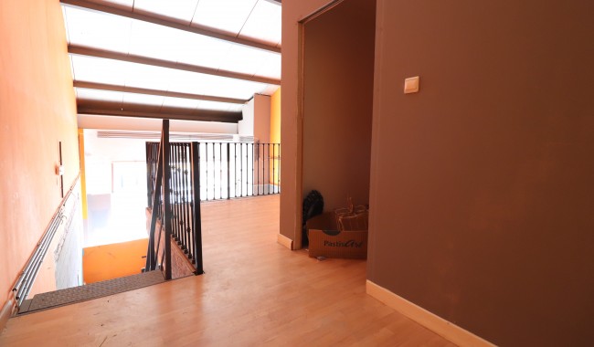 Resale - Business premises - Algorfa - La Finca golf