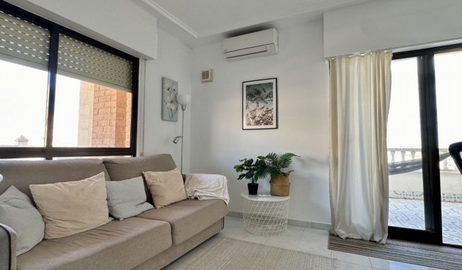 Sprzedaż - Apartament - Torrevieja