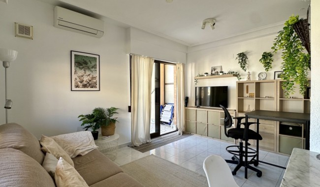 Sprzedaż - Apartament - Torrevieja