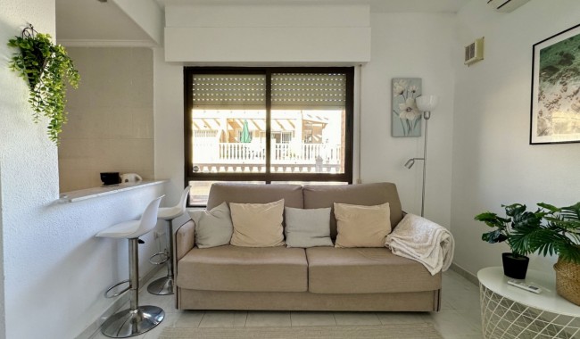 Sprzedaż - Apartament - Torrevieja
