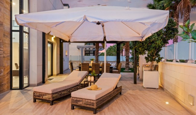 Brukt - Villa - Cabo Roig