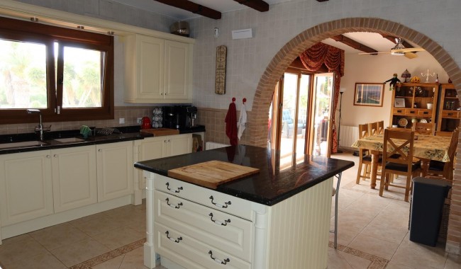 Begagnad - Villa - Orihuela - Orihuela Costa