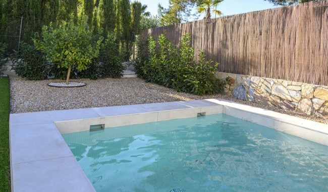 Begagnad - Villa - Las Colinas Golf Resort