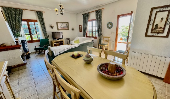 Begagnad - Finca - Daya Nueva