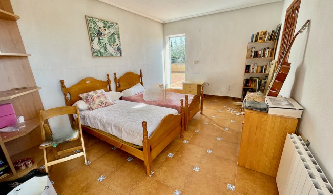 Begagnad - Finca - Daya Nueva