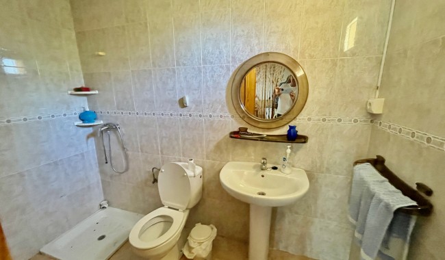 Begagnad - Finca - Daya Nueva