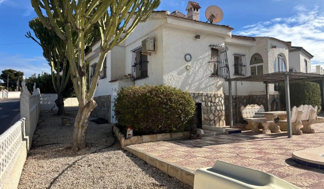 Brukt - Villa - Ciudad Quesada/Rojales - CENTRO