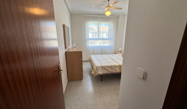 Segunda mano - Apartamento - San Miguel de Salinas