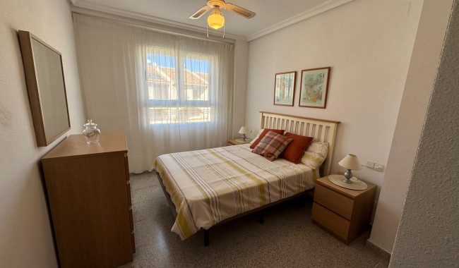 Segunda mano - Apartamento - San Miguel de Salinas