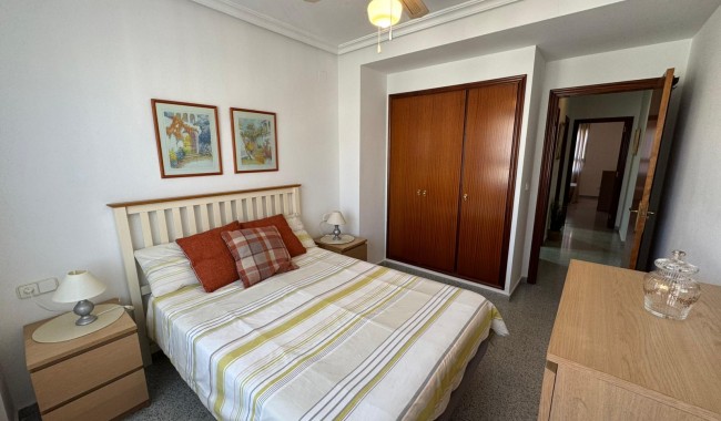 Segunda mano - Apartamento - San Miguel de Salinas